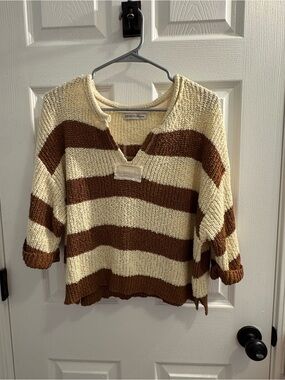 Zenana Striped Knit Pullover Sweater - Cream & Brown
